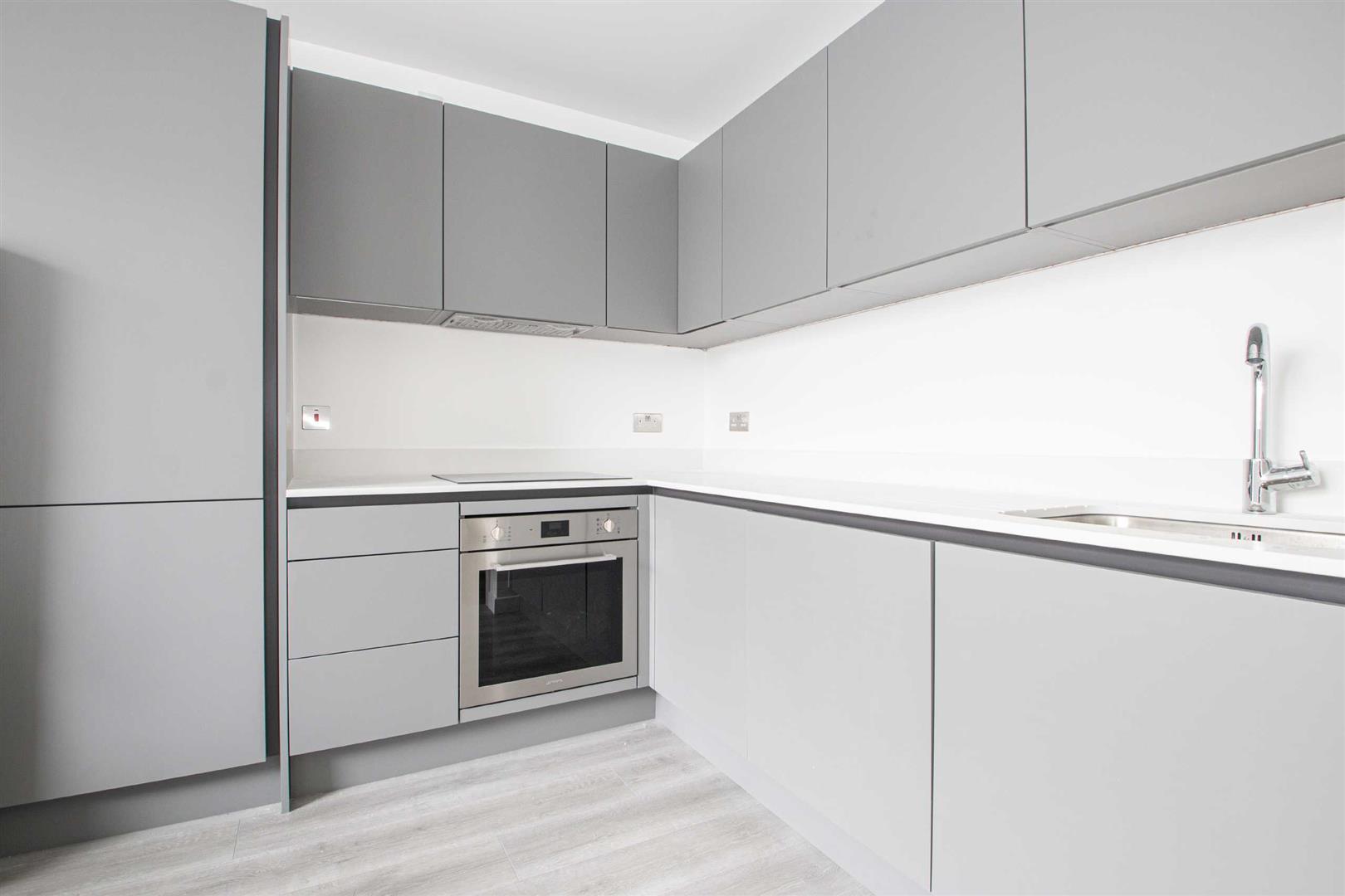 2 Foxhunter Drive, Linford Wood, Milton Keynes
